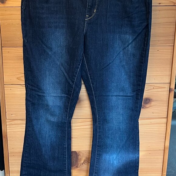 Levi Strauss Signature Gold Womens Modern Bootcut Jeans Mid-Rise Stretch Denim - Picture 2 of 9